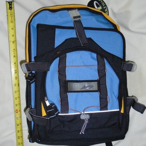 Handbags - Vintage 2 Piece Set Athletech Backpack + Binder